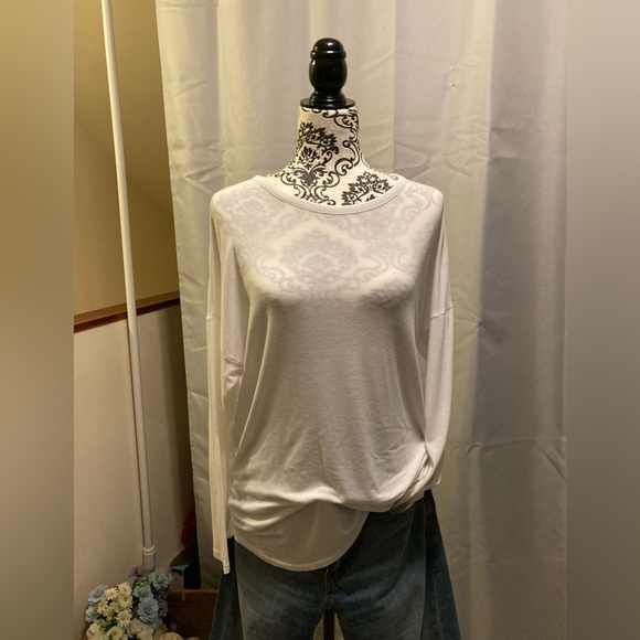 OLD NAVY ~ Calla Lily White ~ (Small) ~ Luxe Long-Sleeve Tunic T-Shirt - Picture 2 of 8
